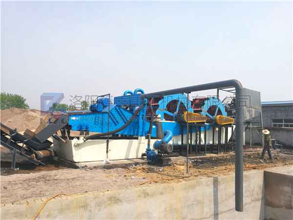 舒城-雙（shuāng）輪（lún）洗沙回收一體機現場12.jpg